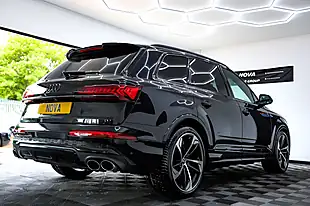 Used 2022 Audi SQ7 Black Edition Black - Interior and Exterior details 10