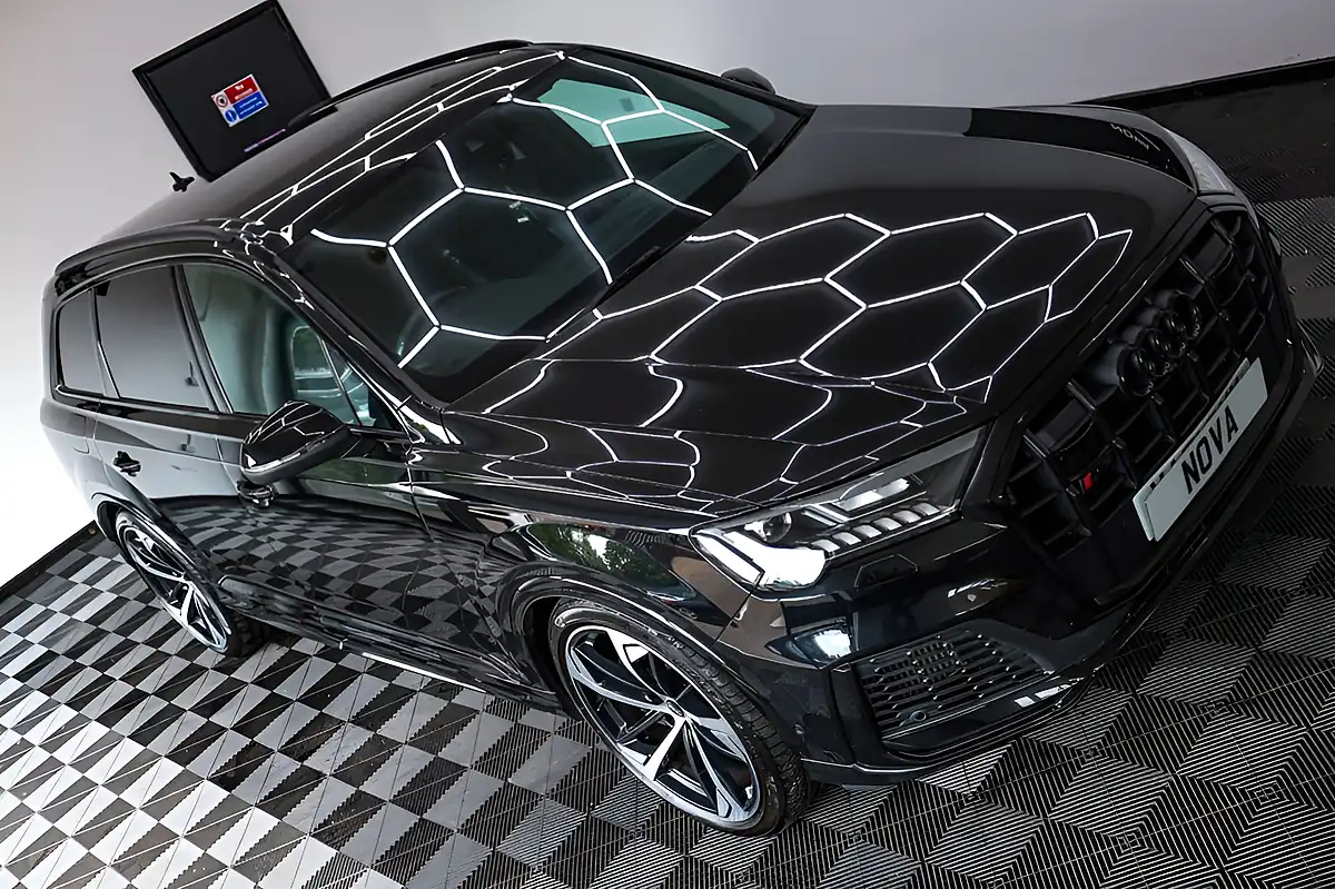 Used 2022 Audi SQ7 Black Edition Black - Interior and Exterior details 4