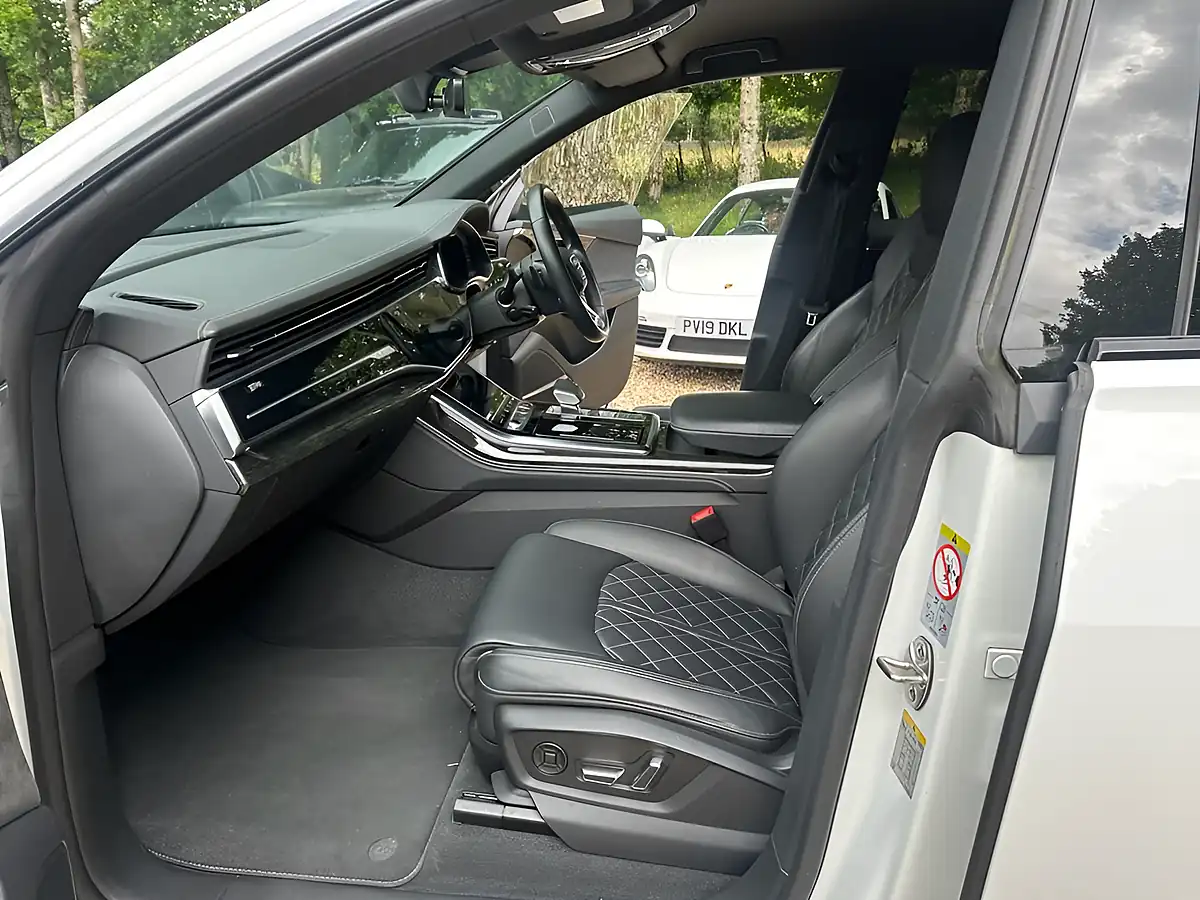 Used 2022 Audi SQ8 Black Edition Pure White - Interior and Exterior details 2