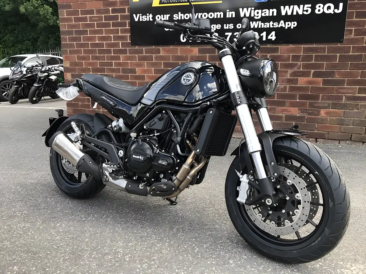 Used 2022 Benelli Leoncino 500 - Interior and Exterior details 2