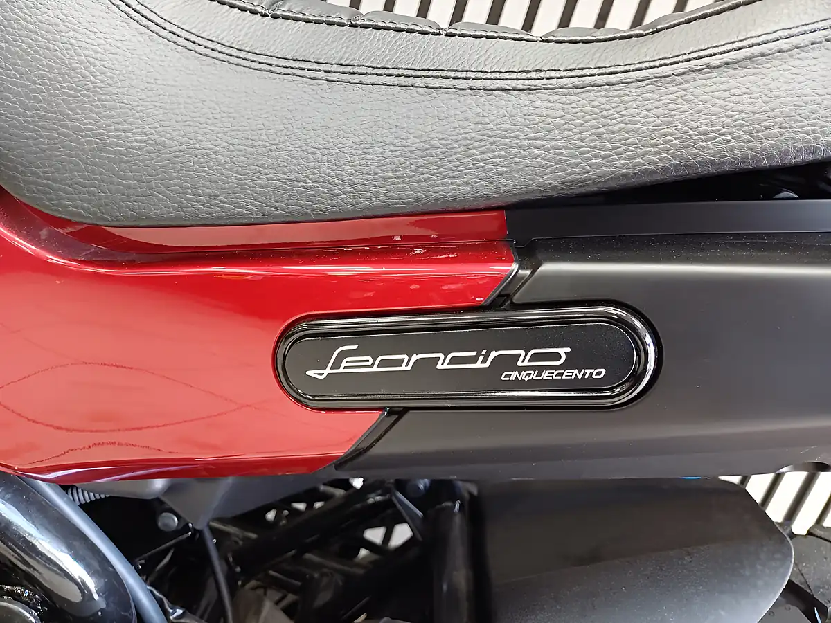 Used 2022 Benelli Leoncino 500 Trail Red - Interior and Exterior details 8