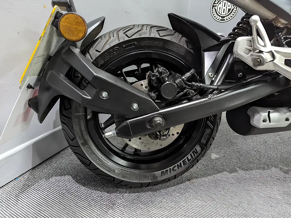 Used 2022 Benelli Tnt Black - Interior and Exterior details 10