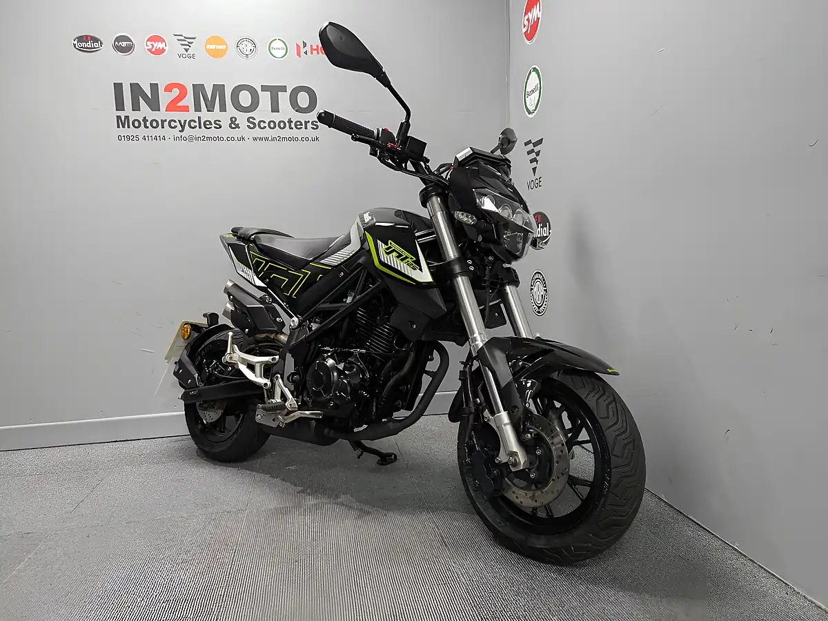 Used 2022 Benelli Tnt Black - Interior and Exterior details 4