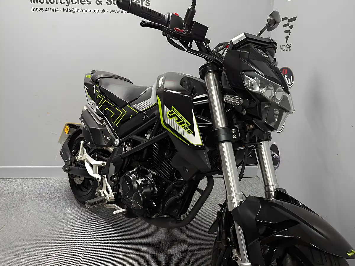Used 2022 Benelli Tnt Black - Interior and Exterior details 5