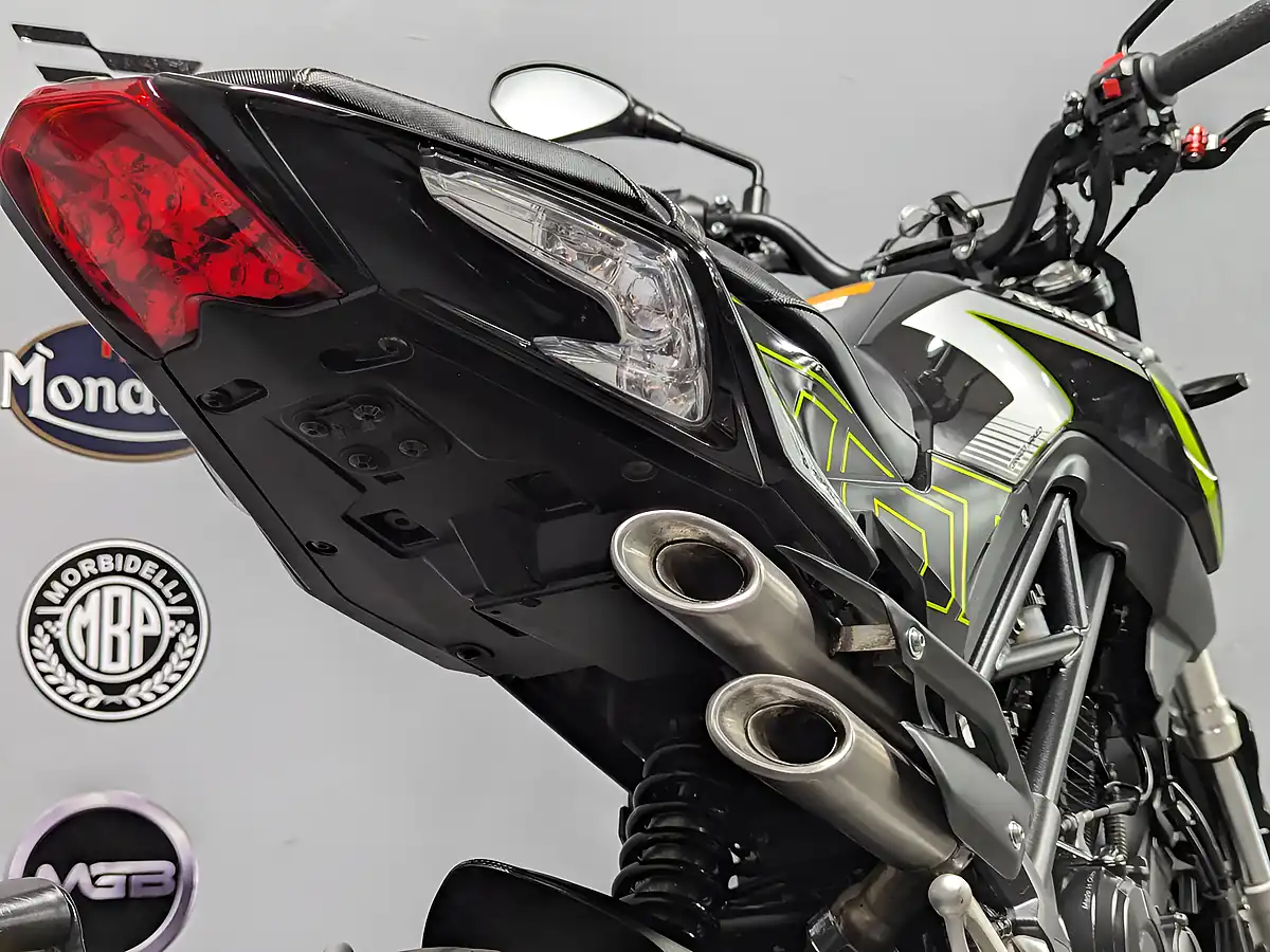 Used 2022 Benelli Tnt Black - Interior and Exterior details 9