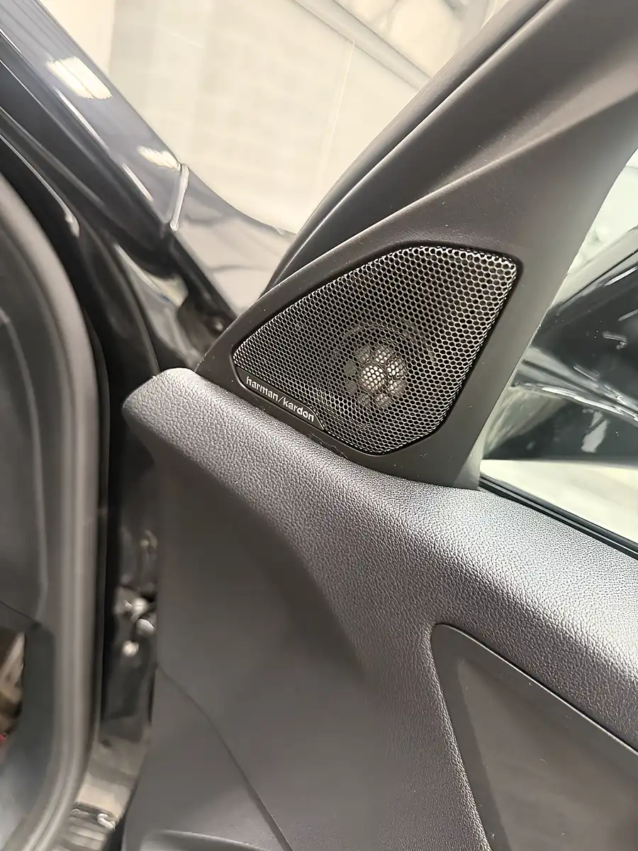 Used 2022 BMW 1 Series Black - Interior and Exterior details 12