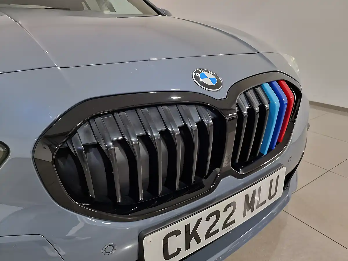 Used 2022 BMW 1 Series Lcp Grey - Interior and Exterior details 19