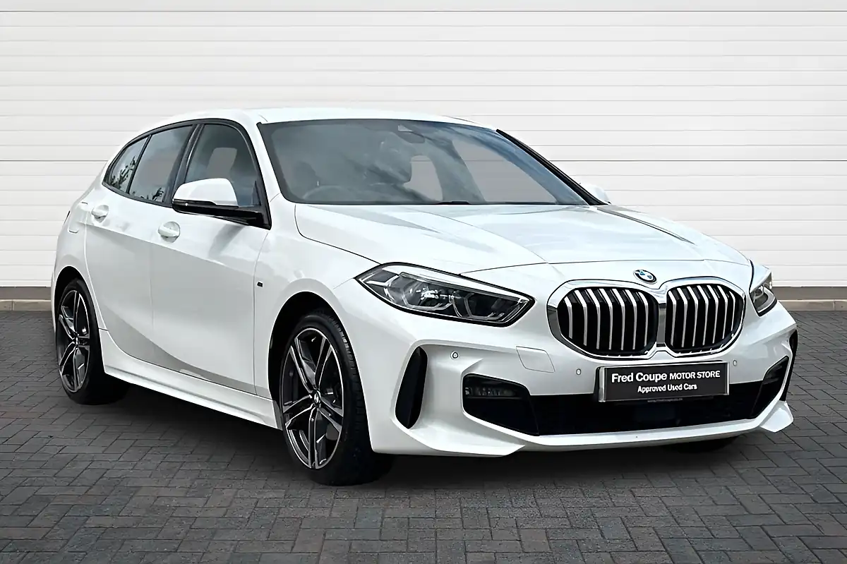 Used 2022 BMW 1 Series M Sport White - Front View