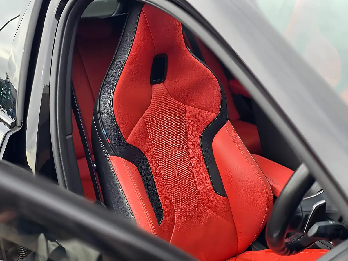 Used 2022 BMW 1 Series M135i Black - Interior and Exterior details 4