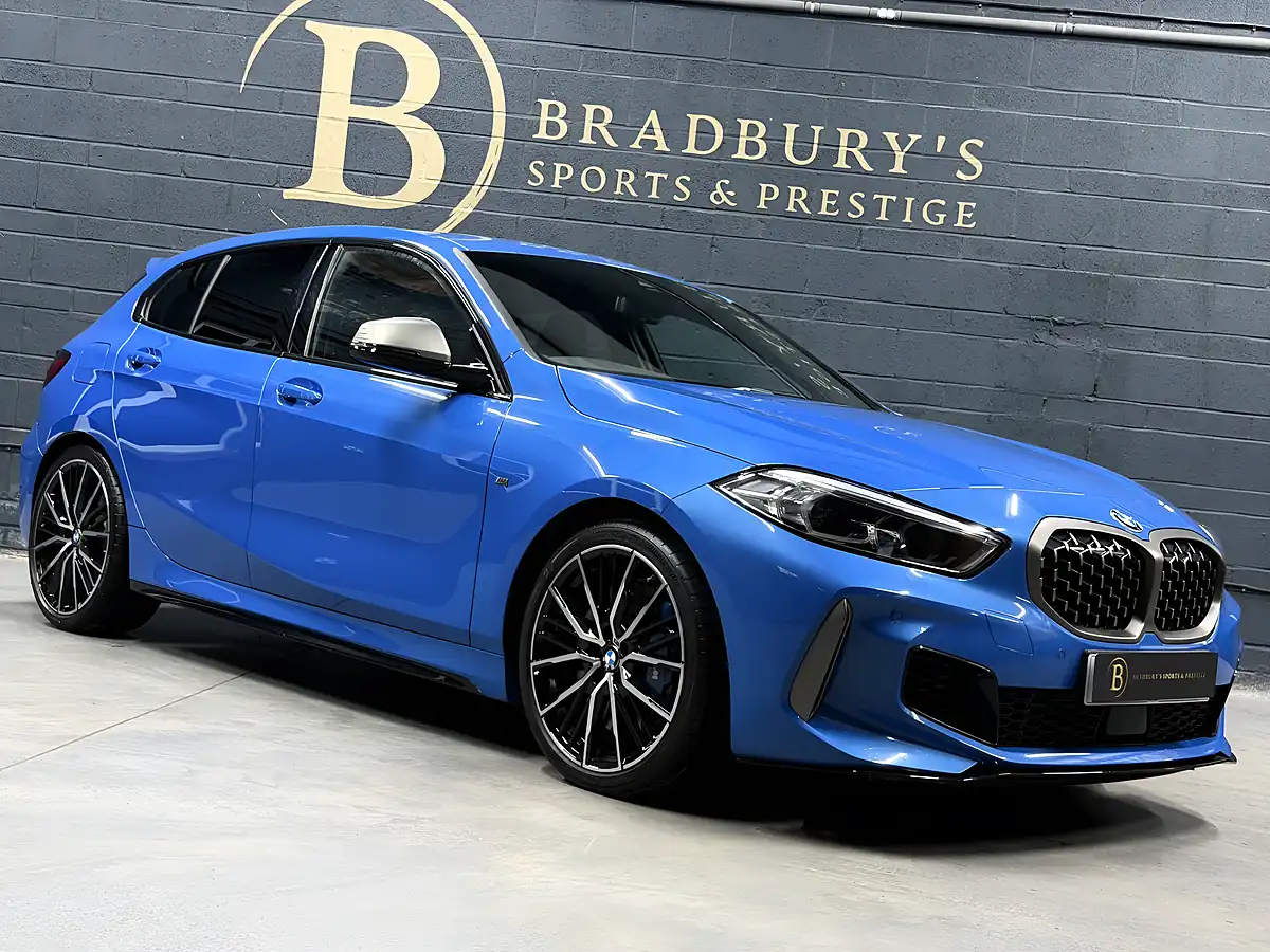 Used 2022 BMW 1 Series Pro Pack Blue - Interior and Exterior details 6