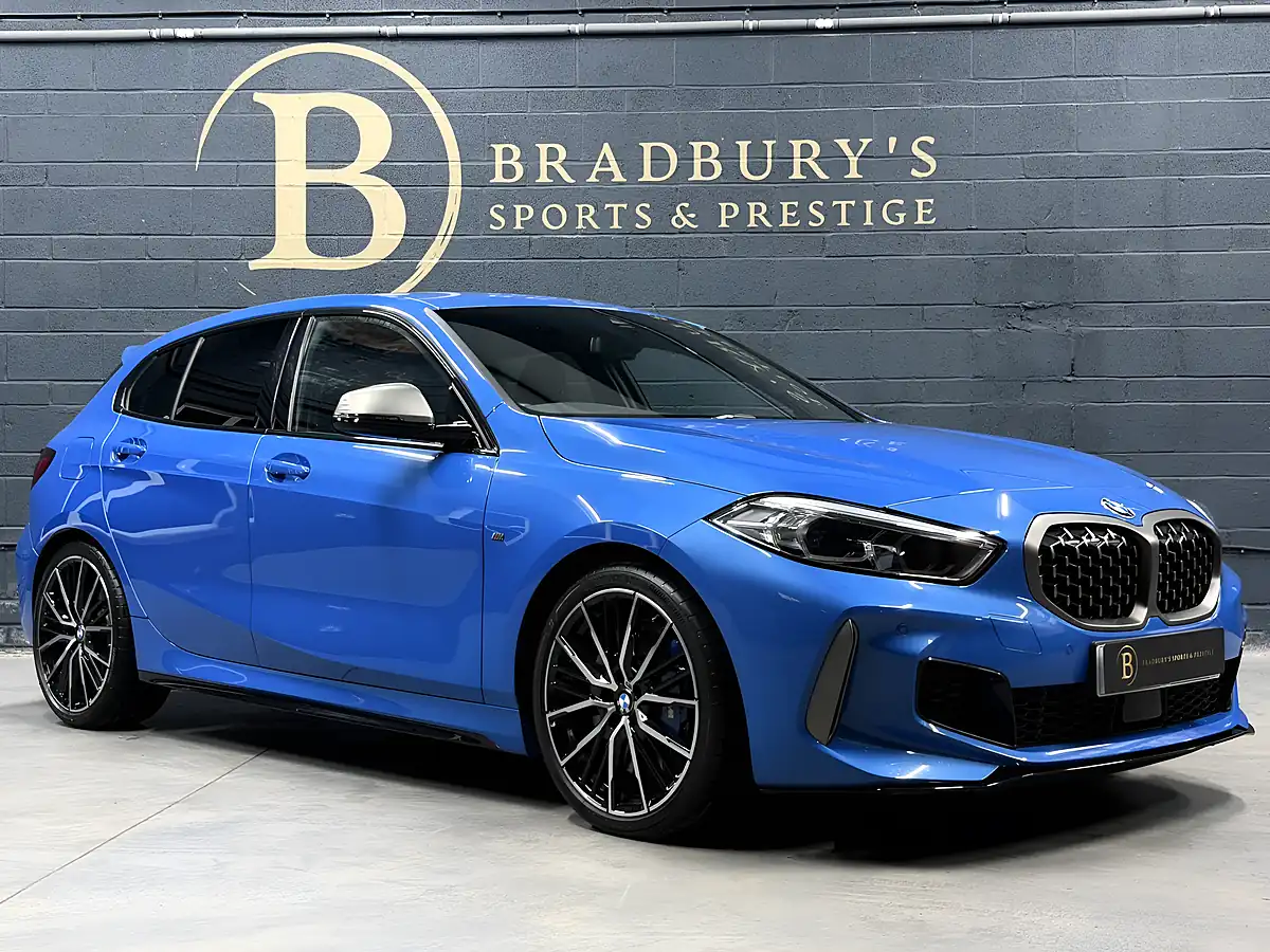 Used 2022 BMW 1 Series Pro Pack Blue - Interior and Exterior details 7