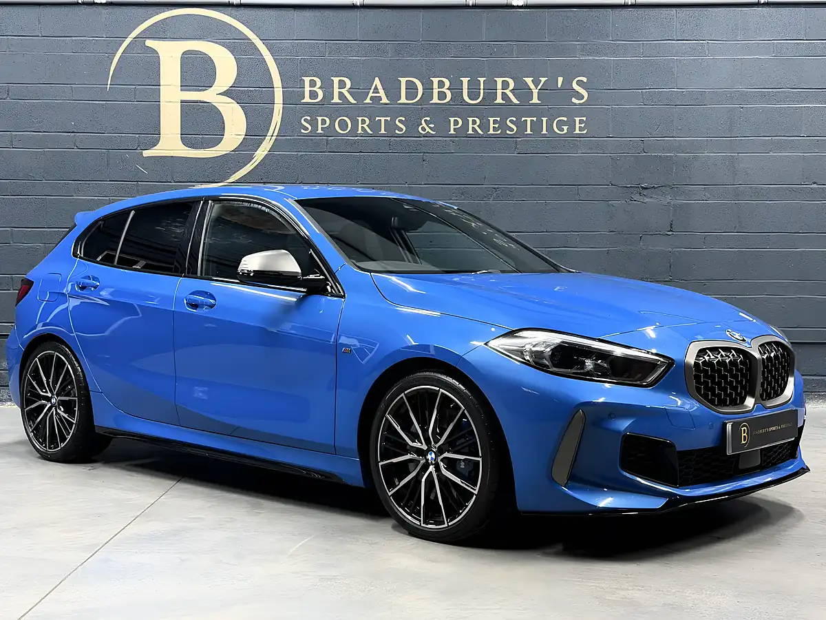 Used 2022 BMW 1 Series Pro Pack Blue - Interior and Exterior details 8