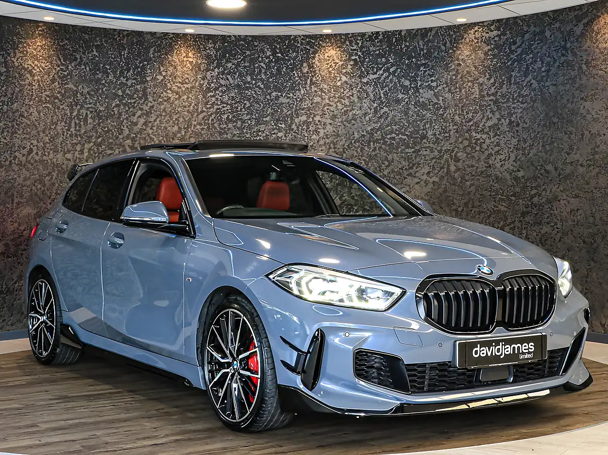 Used 2022 BMW 1 Series Storm Bay - Interior and Exterior details 10
