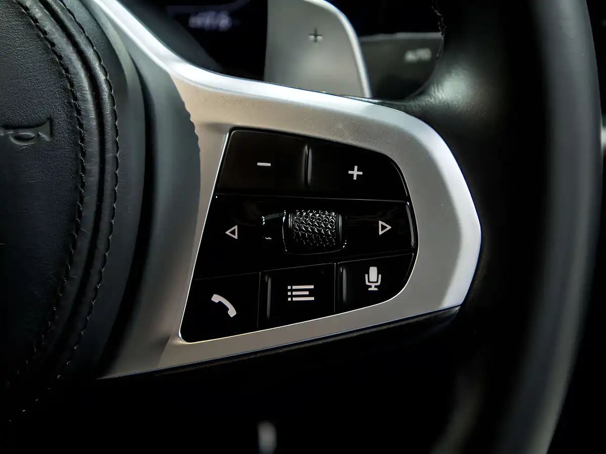 Used 2022 BMW 3 Series M Sport Blue - Interior and Exterior details 12
