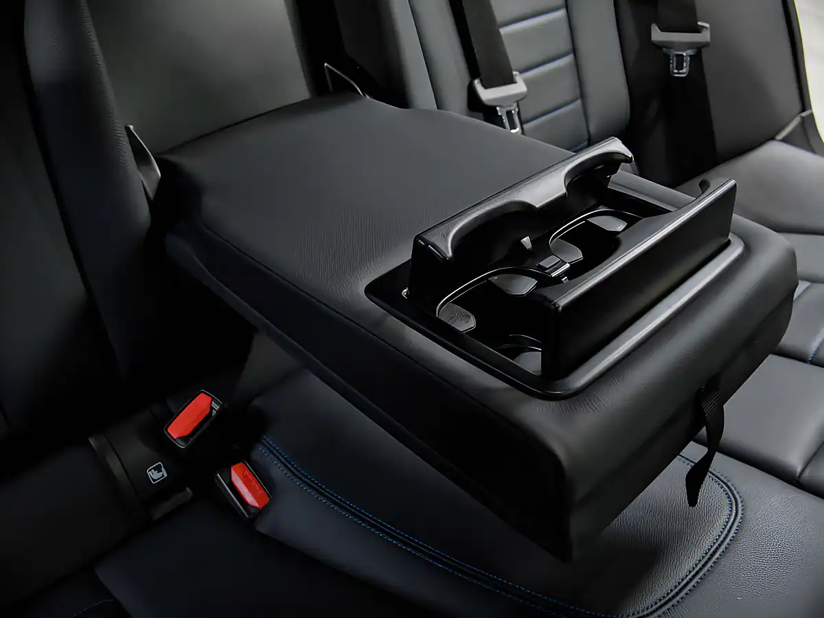 Used 2022 BMW 3 Series M Sport Blue - Interior and Exterior details 17