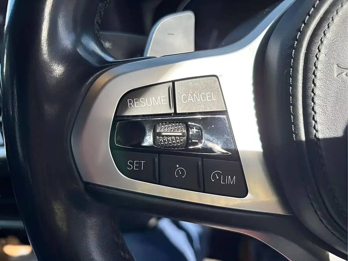 Used 2022 BMW 3 Series M Sport Mineral Grey - Interior and Exterior details 10
