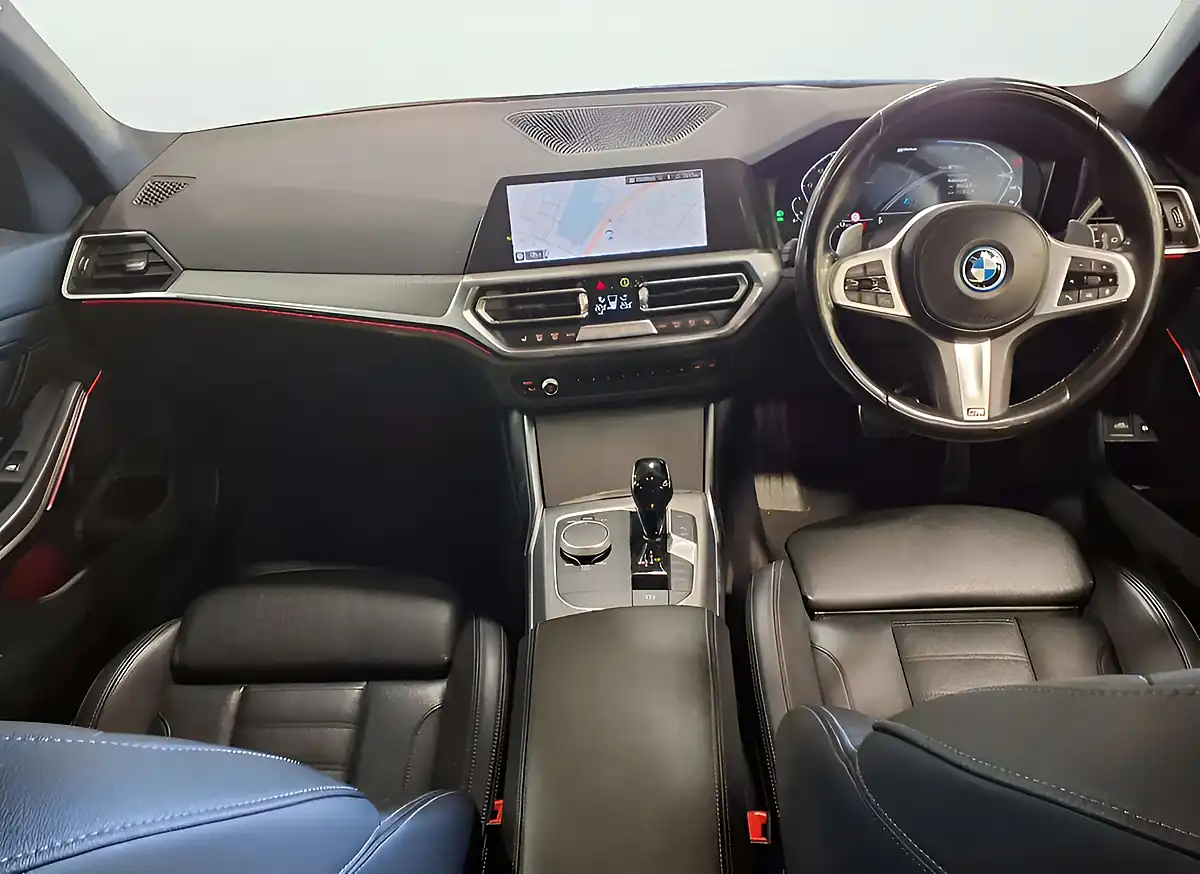 Used 2022 BMW 3 Series M Sport Mineral Grey - Interior and Exterior details 8