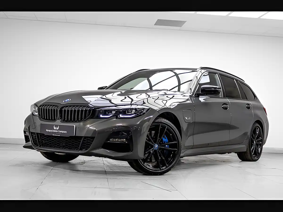 Used 2022 BMW 3 Series M Sport Pro Edition Grey - Front View