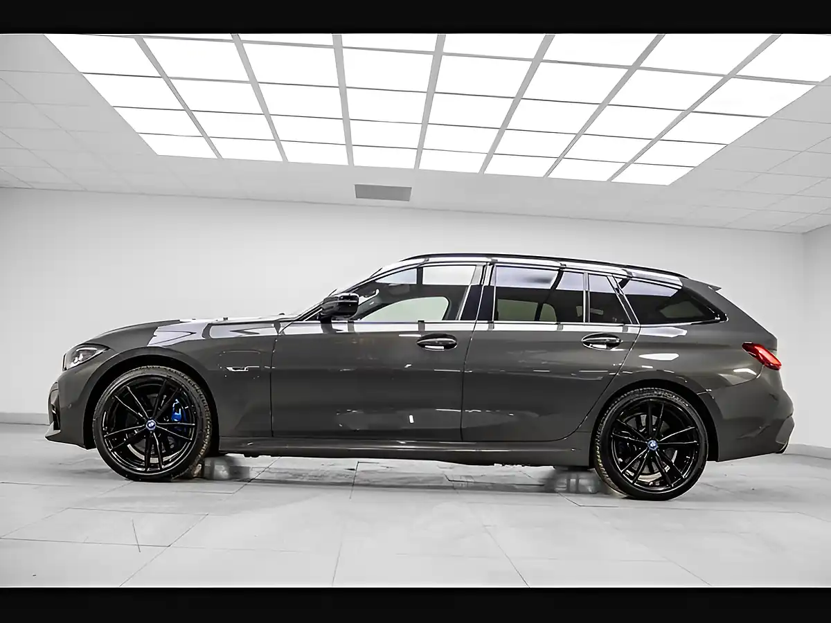 Used 2022 BMW 3 Series M Sport Pro Edition Grey - Interior and Exterior details 3