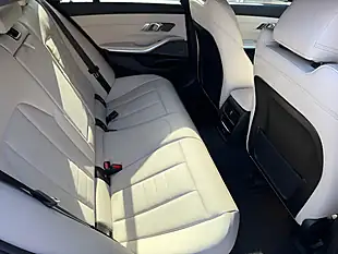 Used 2022 BMW 3 Series M Sport Red - Interior and Exterior details 10