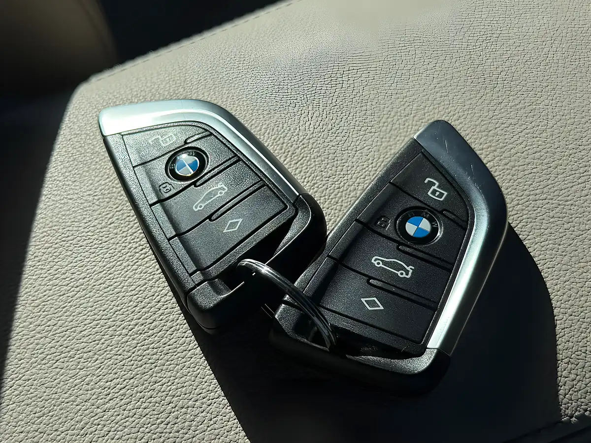 Used 2022 BMW 3 Series M Sport Red - Interior and Exterior details 12