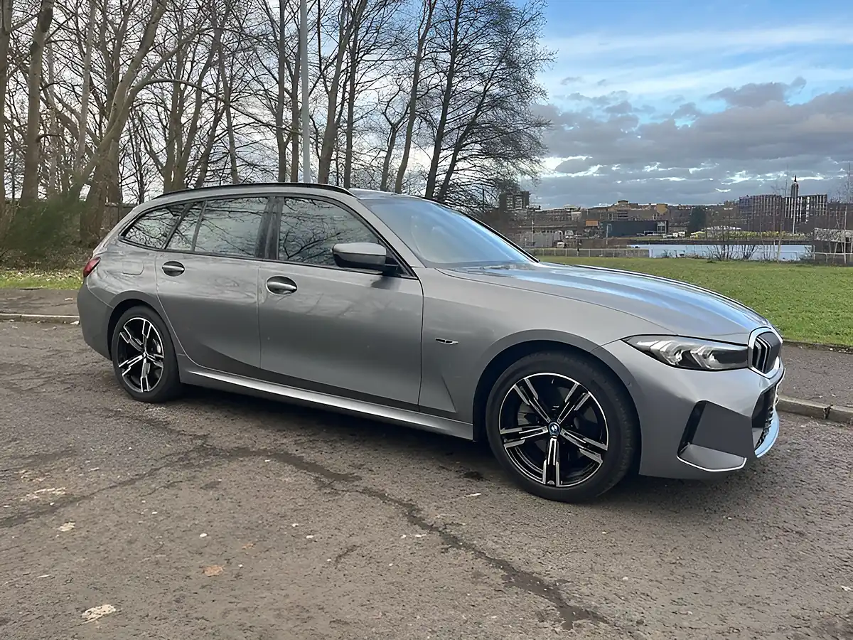 Used 2022 BMW 3 Series M Sport Skyscraper Grey - Interior and Exterior details 17