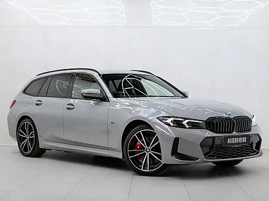 2022 BMW 3 Series 330e M Sport Touring