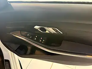 Used 2022 BMW 3 Series M Sport White - Interior and Exterior details 17