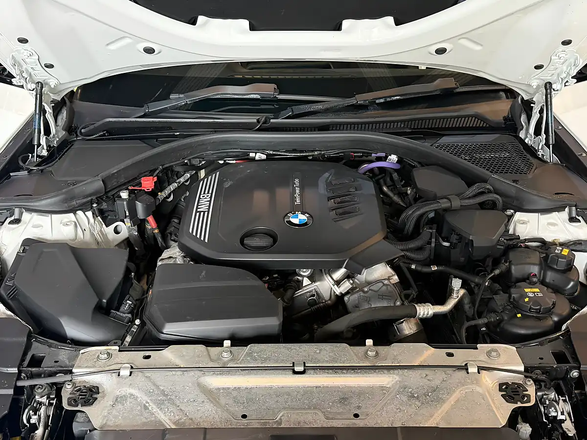 Used 2022 BMW 3 Series M Sport White - Interior and Exterior details 20