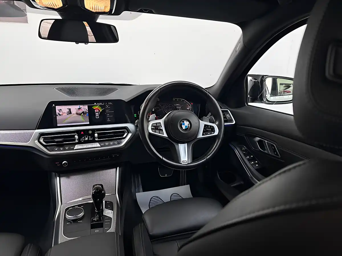 Used 2022 BMW 3 Series M Sport White - Interior and Exterior details 14