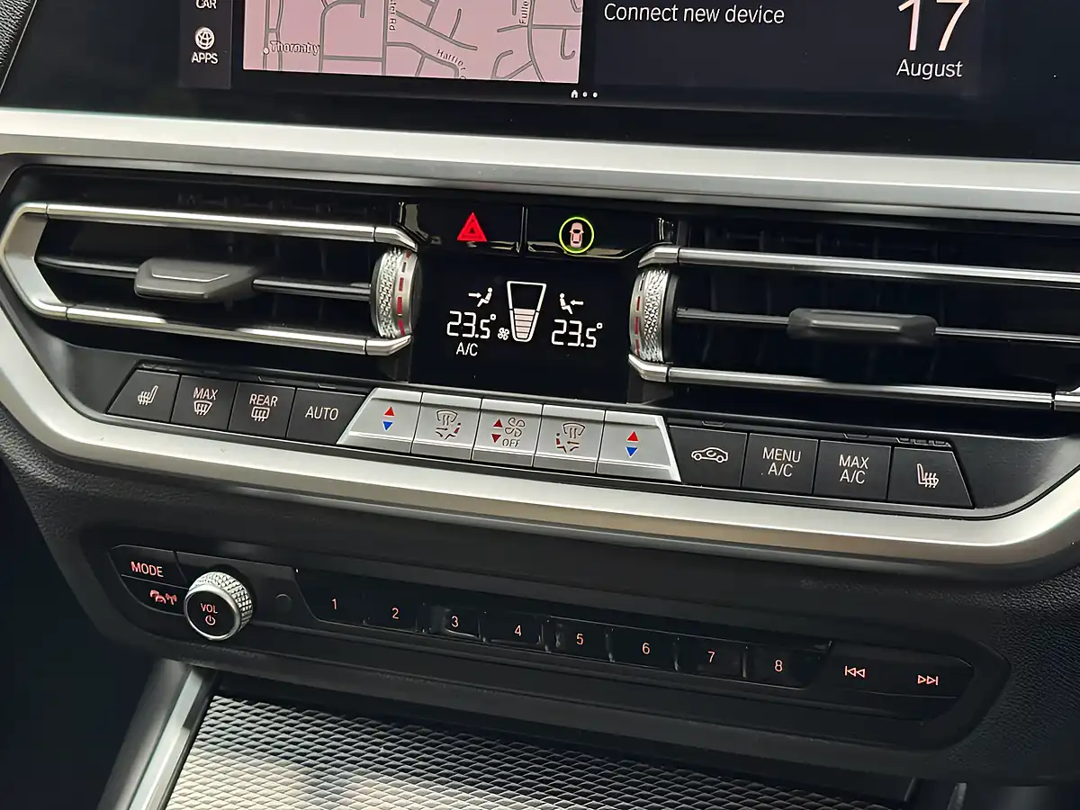 Used 2022 BMW 3 Series M Sport White - Interior and Exterior details 17