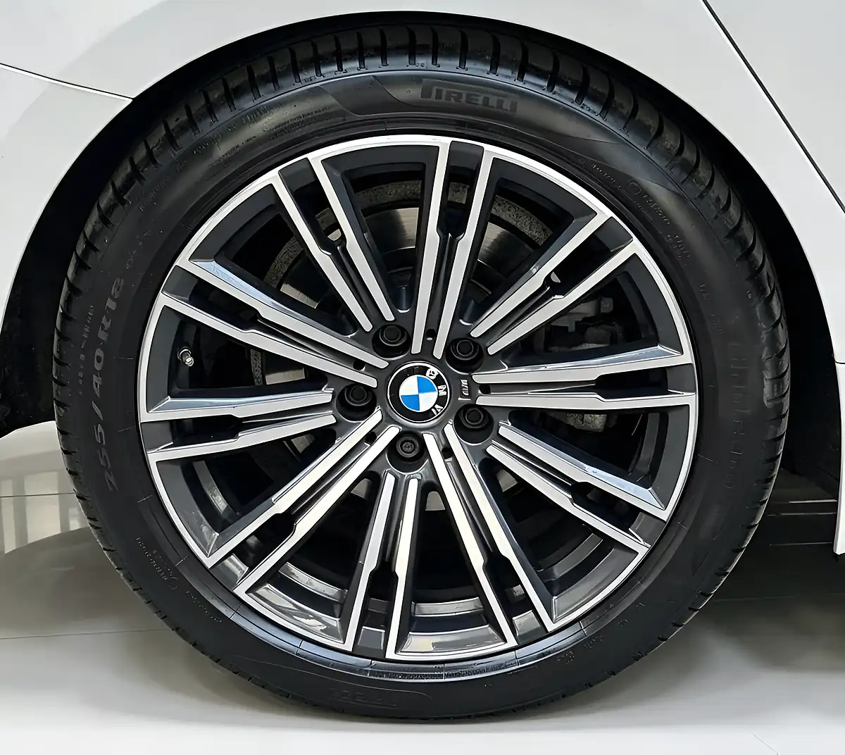 Used 2022 BMW 3 Series M Sport White - Interior and Exterior details 6