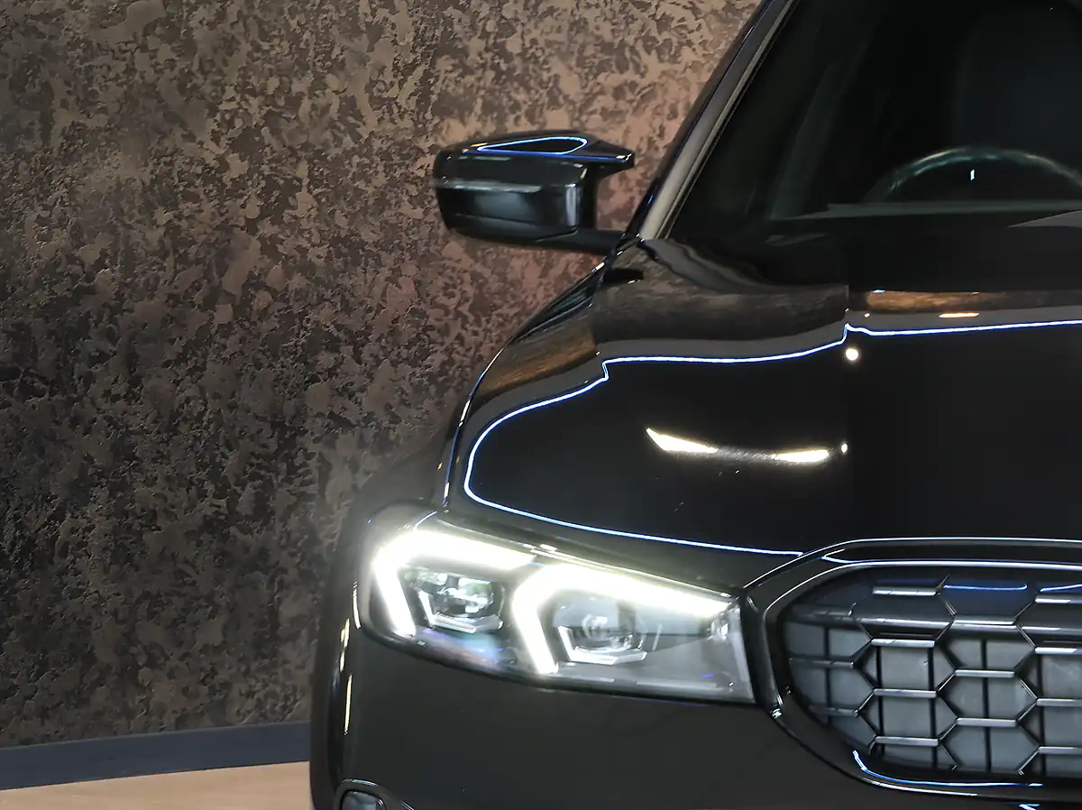 Used 2022 BMW 3 Series M340i Black Sapphire - Interior and Exterior details 14