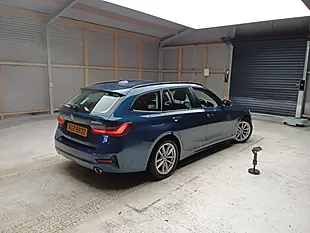Used 2022 BMW 3 Series Se Pro Touring Phytonic Blue - Interior and Exterior details 10