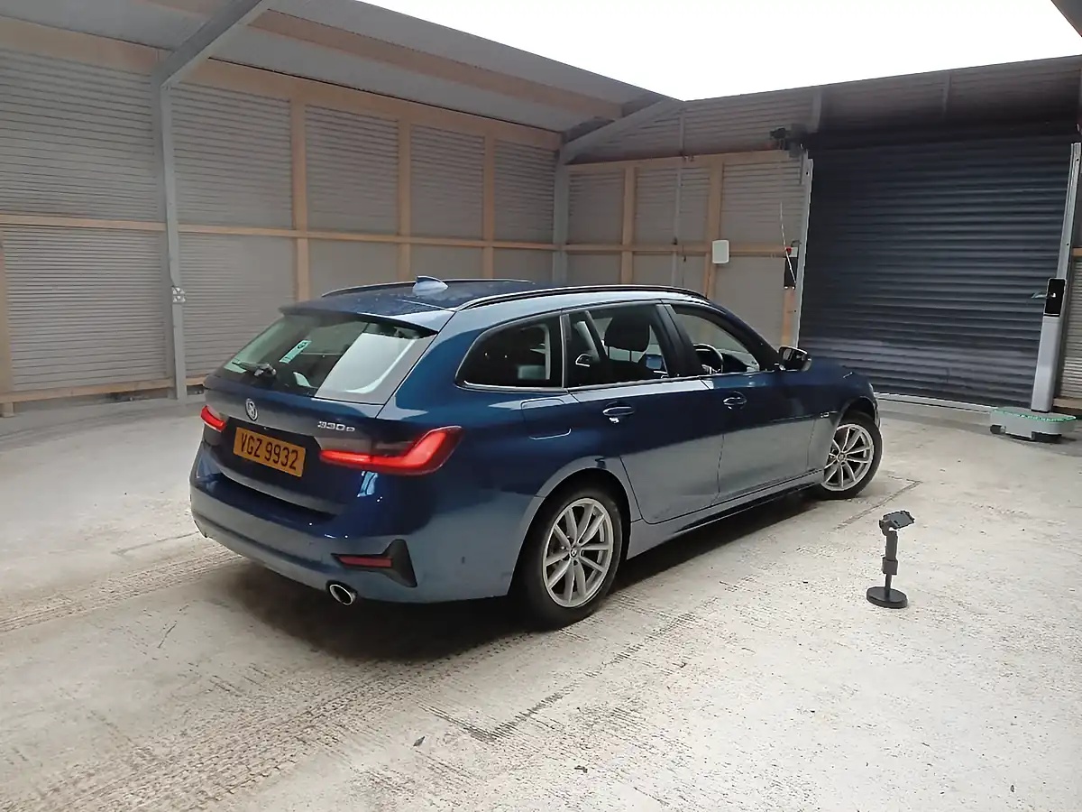 Used 2022 BMW 3 Series Se Pro Touring Phytonic Blue - Interior and Exterior details 10