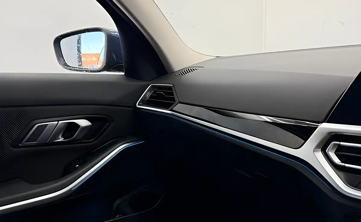 Used 2022 BMW 3 Series Se Pro Touring Phytonic Blue - Interior and Exterior details 19