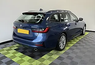 2022 BMW 3 Series 330e SE Pro Touring