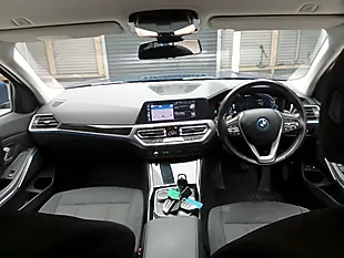 Used 2022 BMW 3 Series Se Pro Touring Phytonic Blue - Interior and Exterior details 3