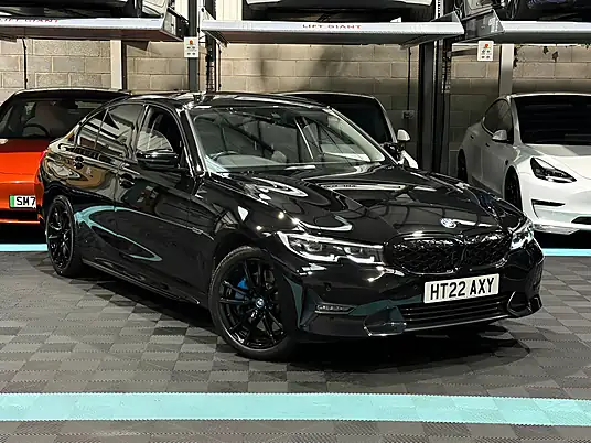 2022 BMW 3 Series 330e Sport Pro