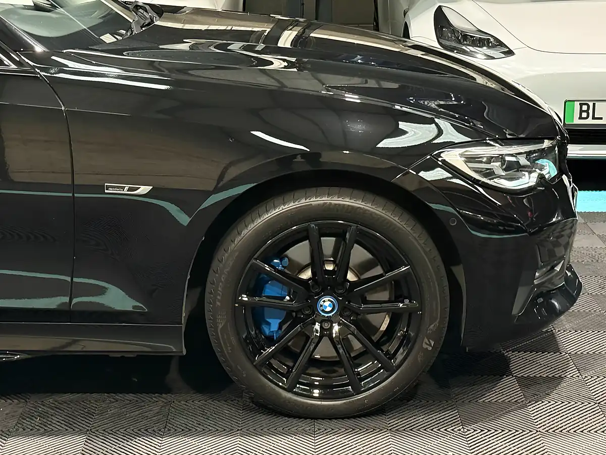 Used 2022 BMW 3 Series Sport Pro Black - Interior and Exterior details 13
