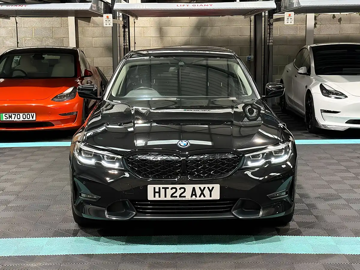 Used 2022 BMW 3 Series Sport Pro Black - Interior and Exterior details 4