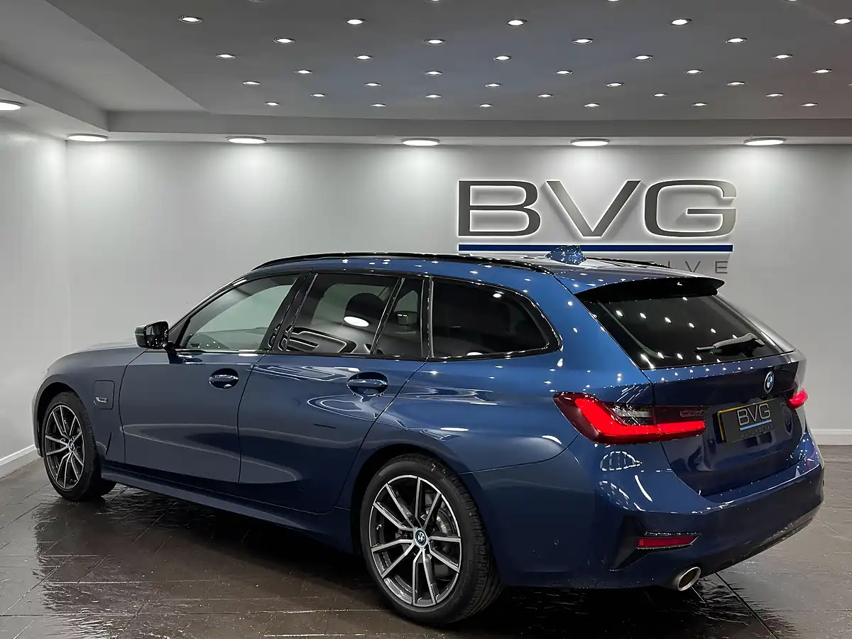 Used 2022 BMW 3 Series Sport Pro Touring Blue - Interior and Exterior details 7