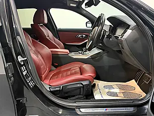 Used 2022 BMW 3 Series Touring Black - Interior and Exterior details 11