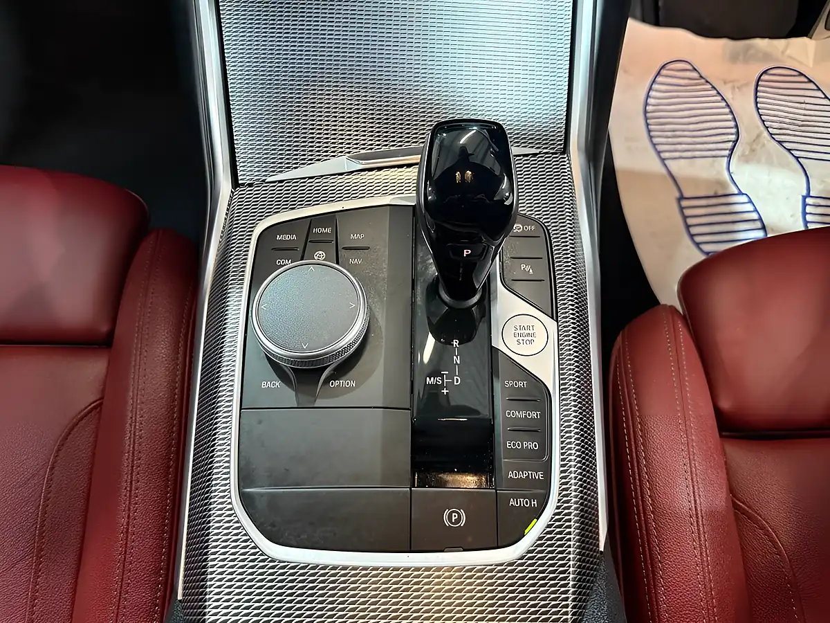 Used 2022 BMW 3 Series Touring Black - Interior and Exterior details 16