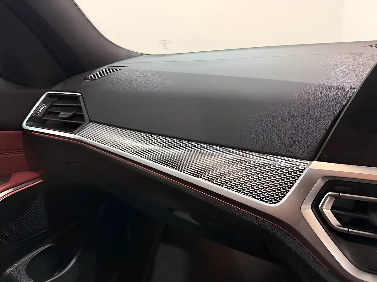 Used 2022 BMW 3 Series Touring Black - Interior and Exterior details 17