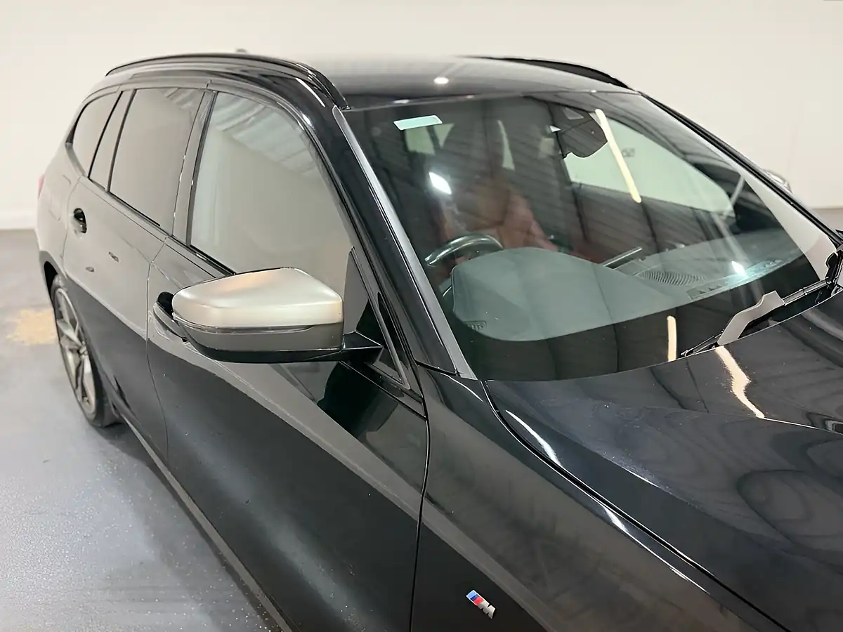 Used 2022 BMW 3 Series Touring Black - Interior and Exterior details 6