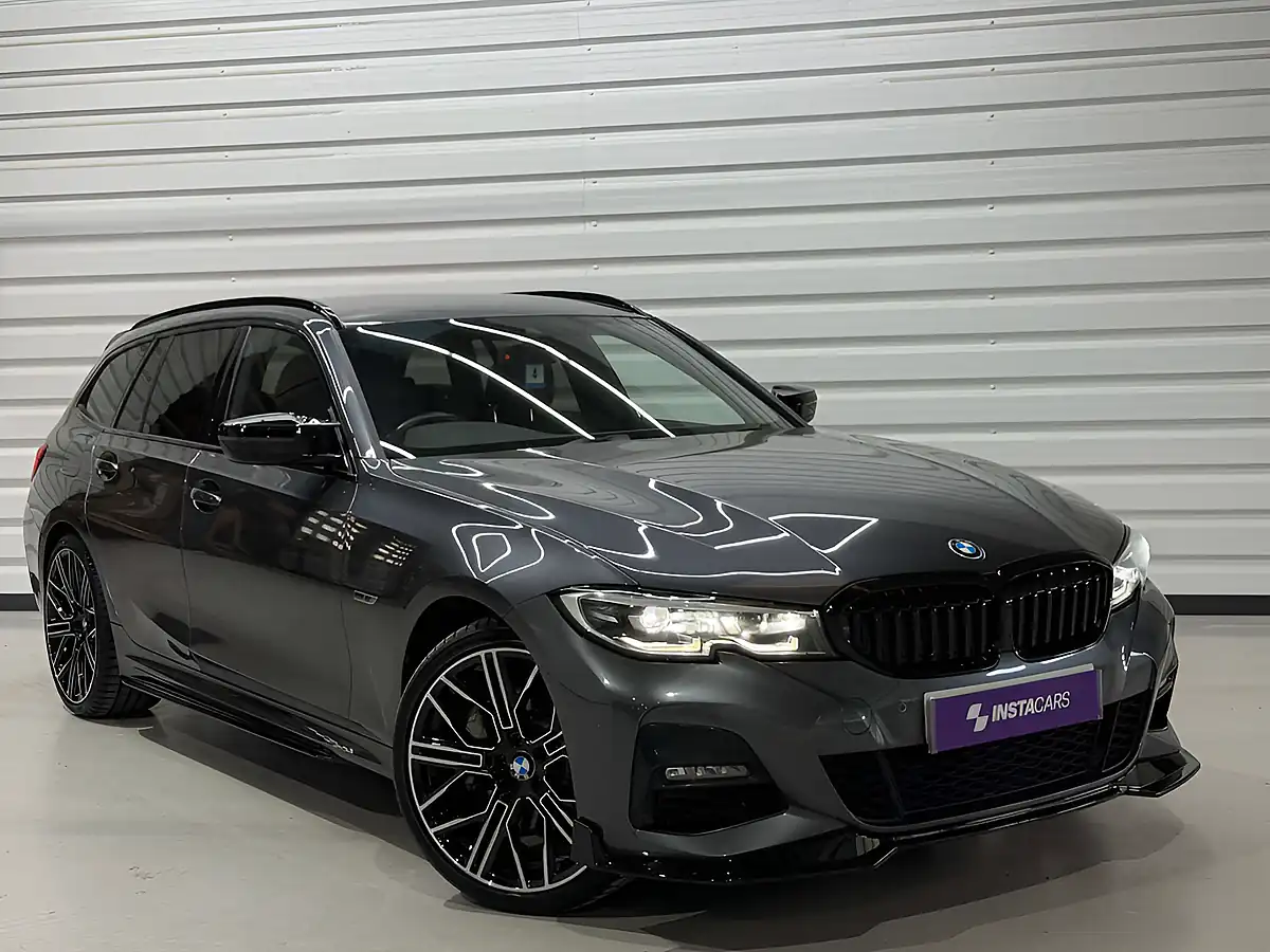 Used 2022 BMW 330e M Sport Mineral Grey - Front View
