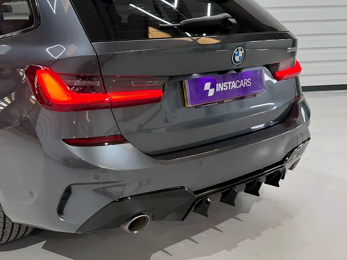 Used 2022 BMW 330e M Sport Mineral Grey - Interior and Exterior details 12