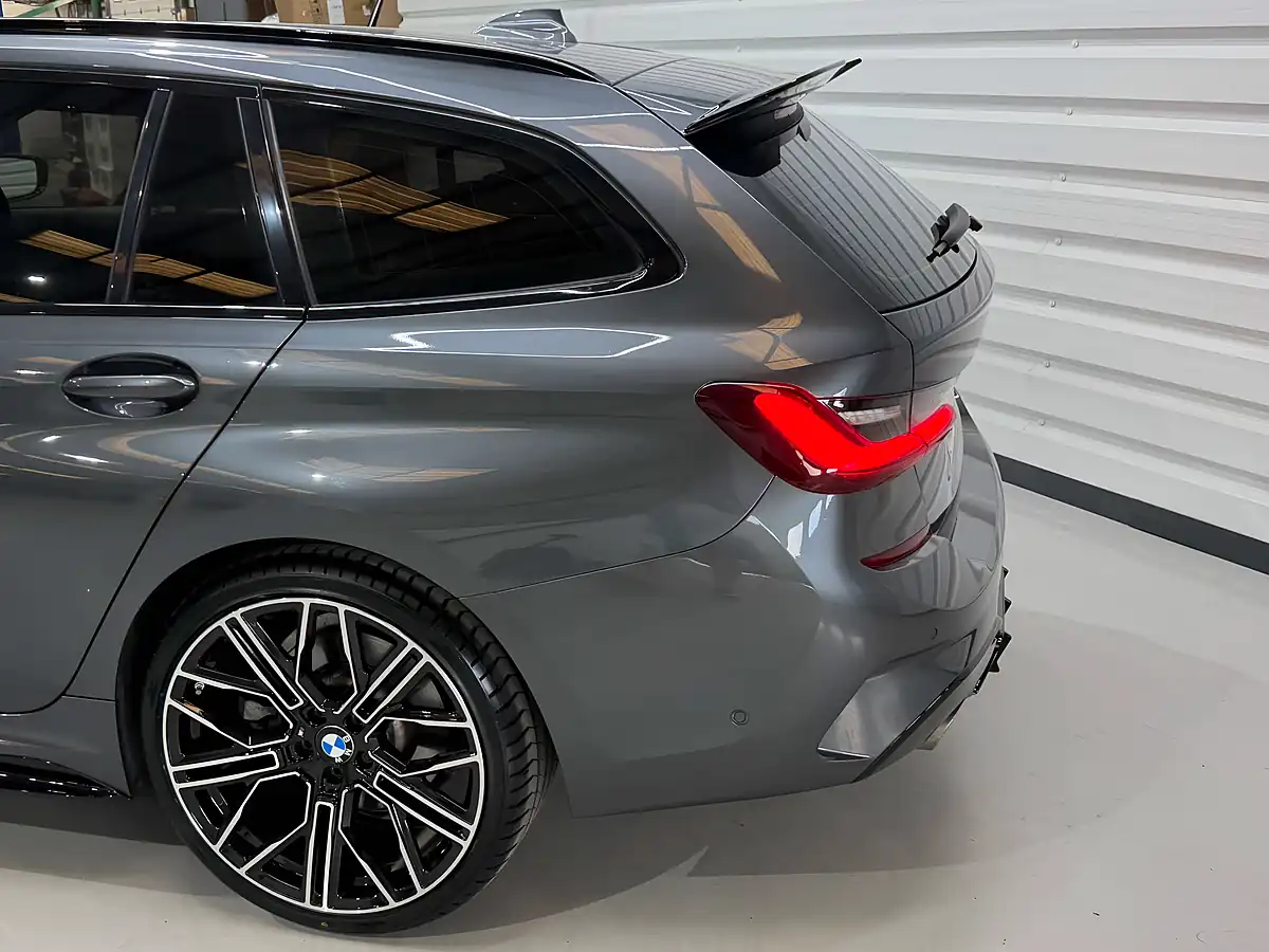 Used 2022 BMW 330e M Sport Mineral Grey - Interior and Exterior details 14