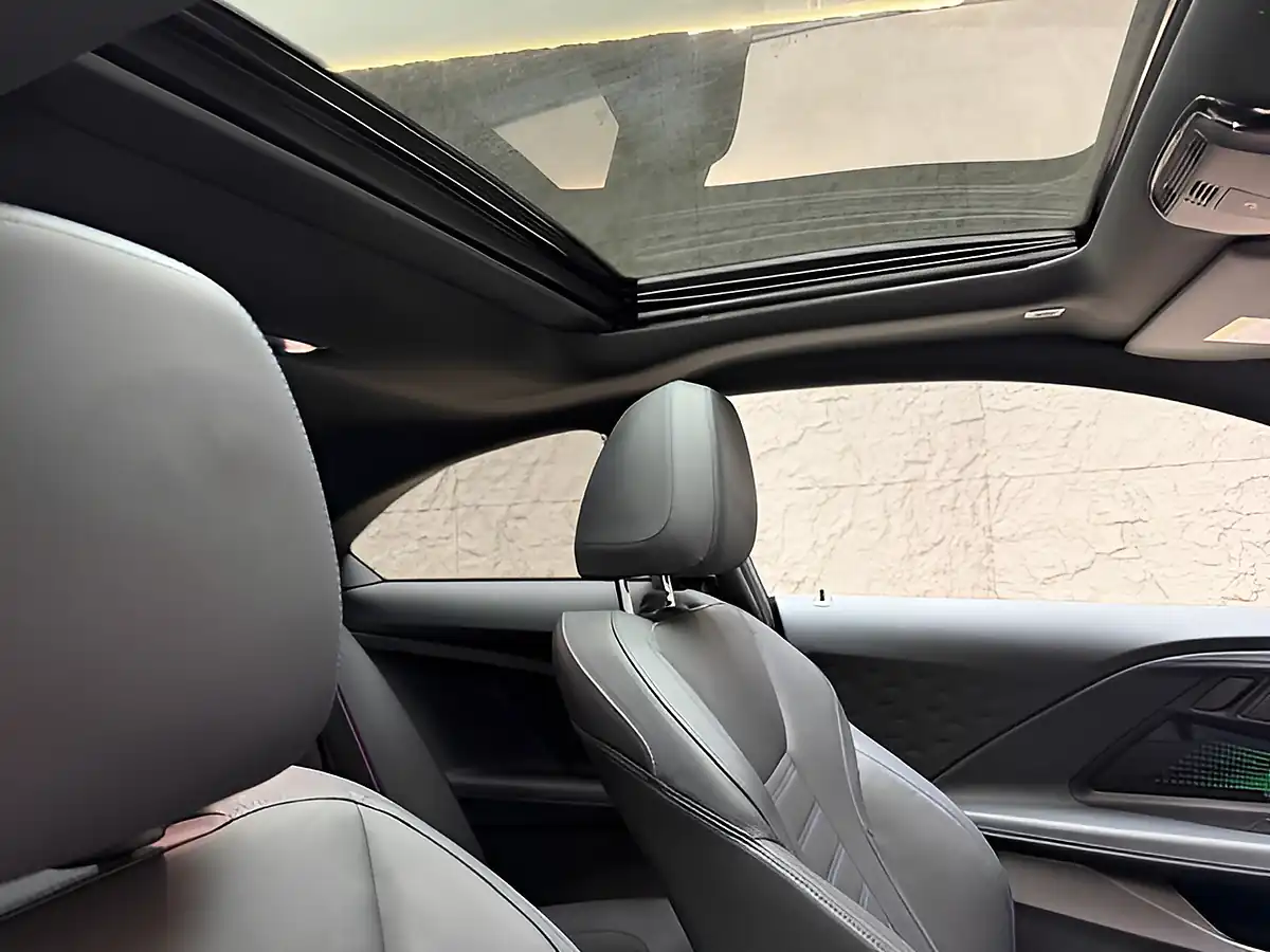 Used 2022 BMW 4 Series Convertible Grey - Interior and Exterior details 6